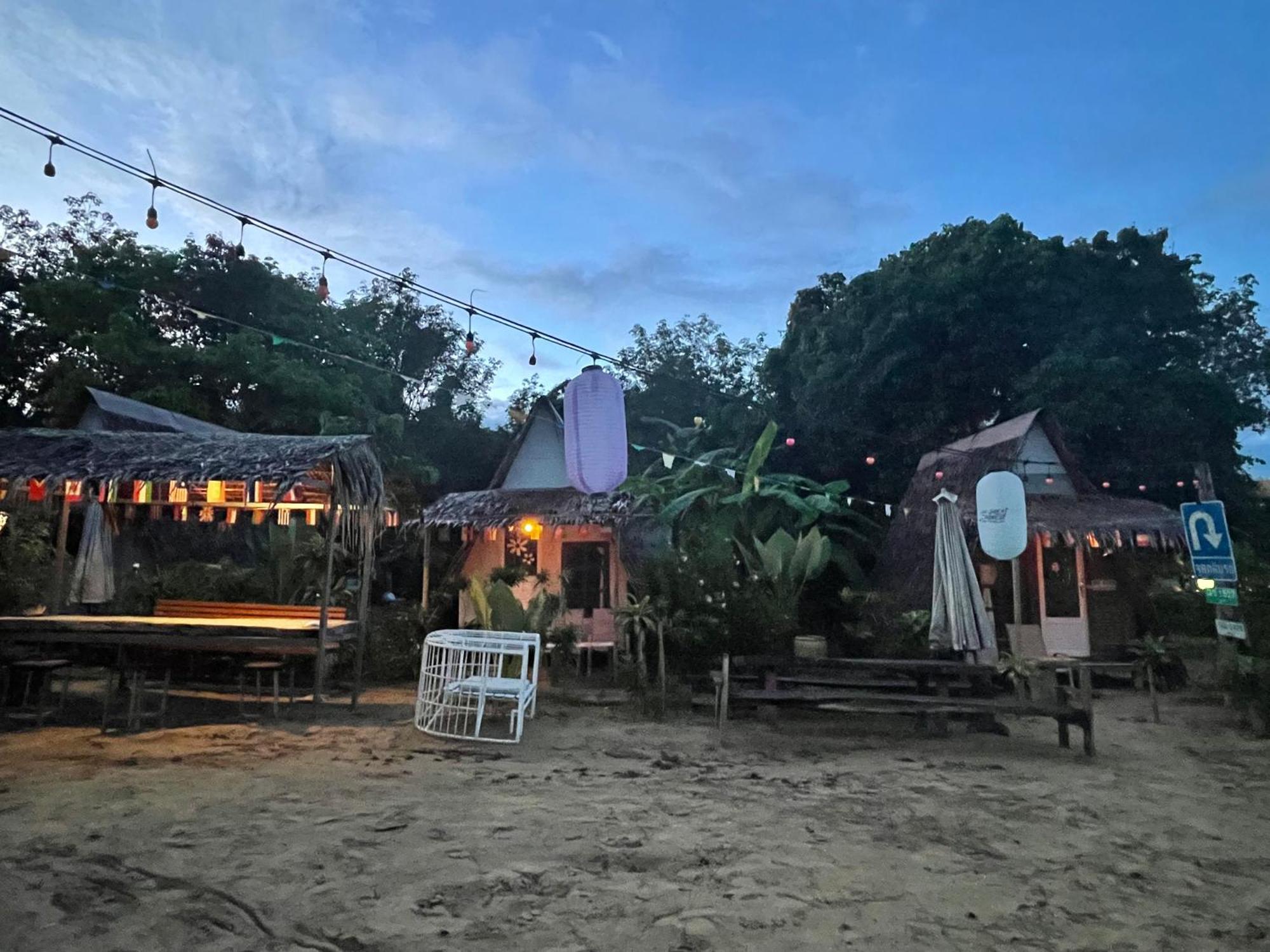 Отель Phuketairportcamping Ban Bo Sai Klang Экстерьер фото